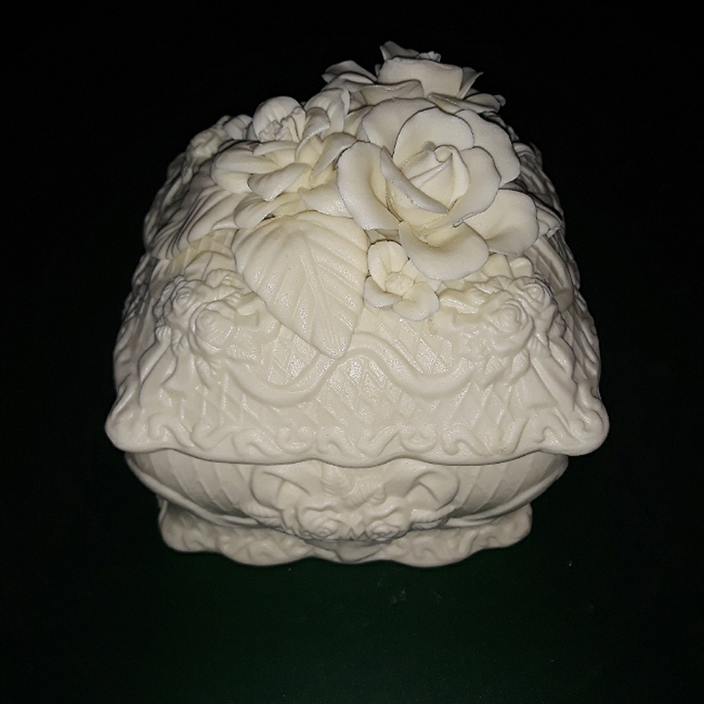 Jade Collection flower box floral design jewelry keepsake art 3D organiz…